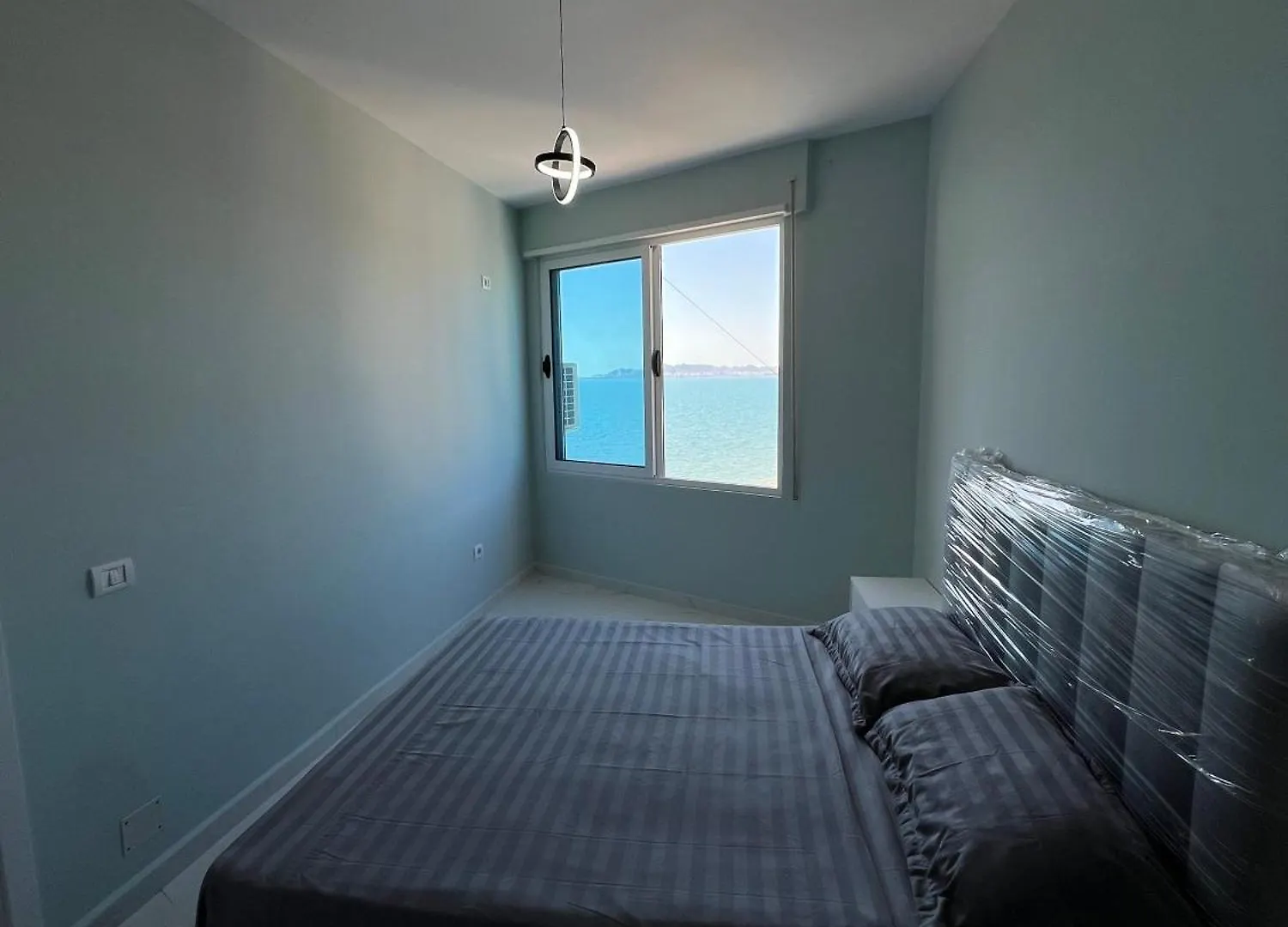 Seaview Luxury Apartment Golem  Golem (Tirana)